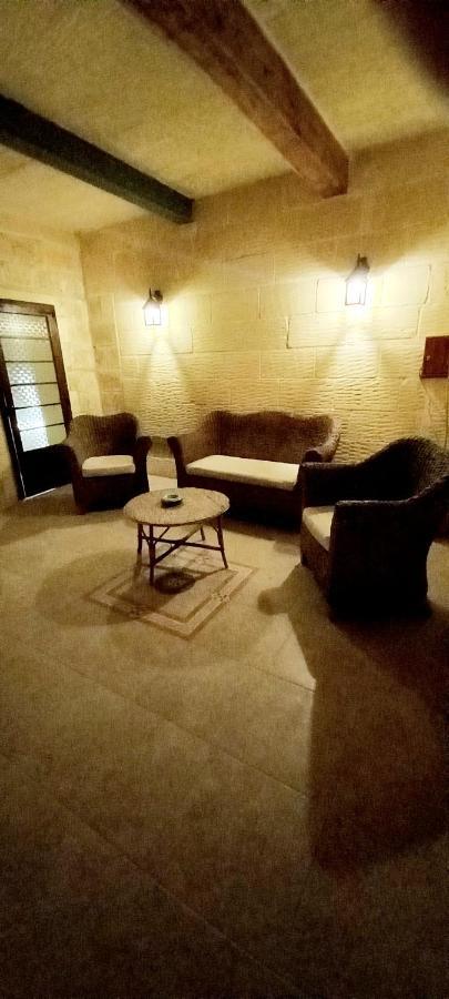 Ta Majsi Farmhouse With Indoor Heated Pool San Lawrenz Luaran gambar