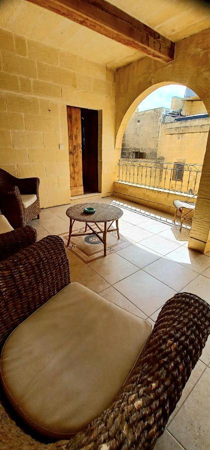 Ta Majsi Farmhouse With Indoor Heated Pool San Lawrenz Luaran gambar