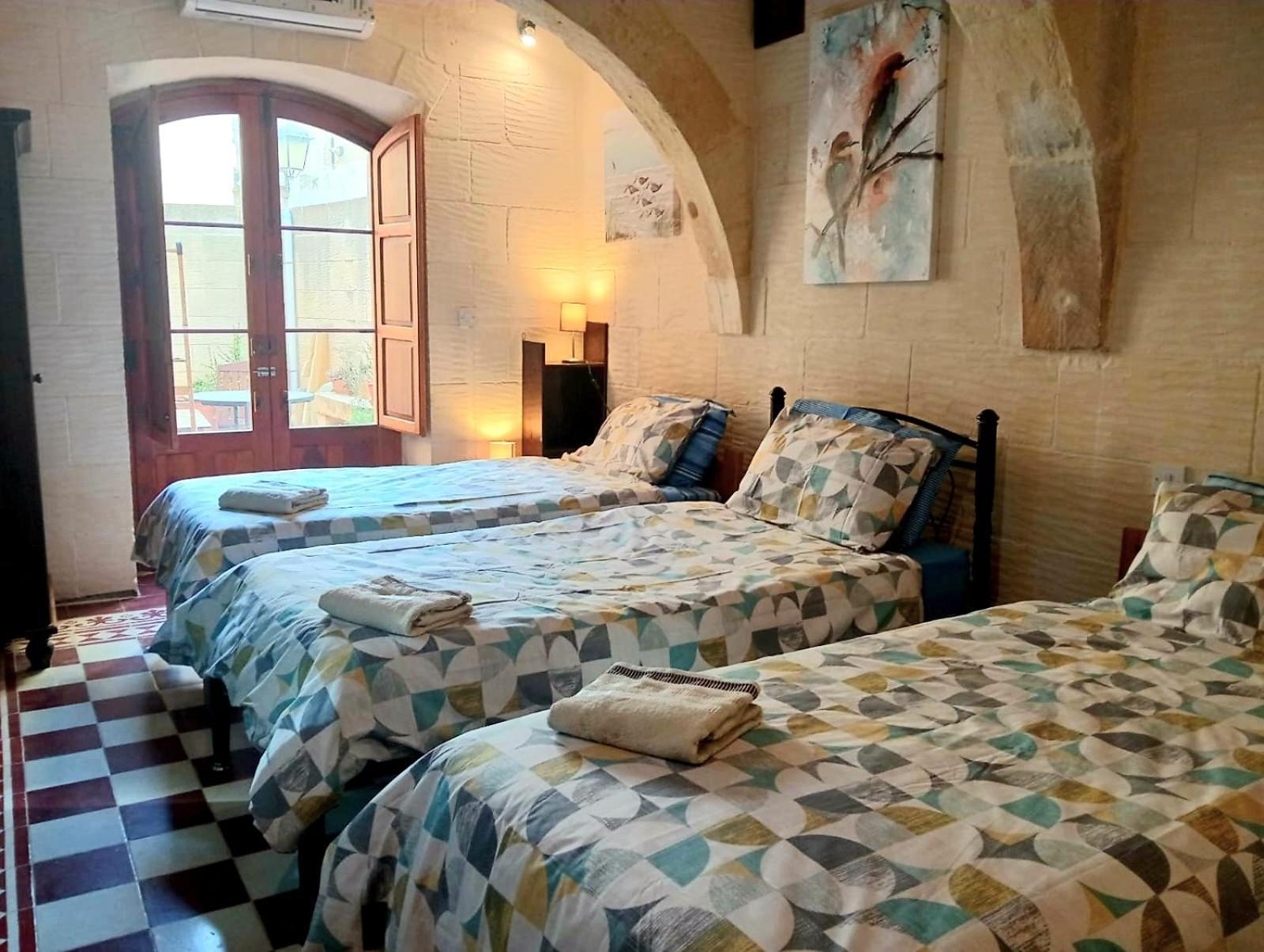 Ta Majsi Farmhouse With Indoor Heated Pool San Lawrenz Luaran gambar